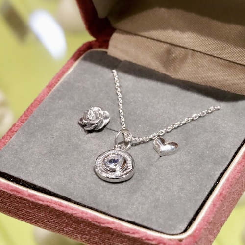 シルバーネックレス　シルバーピアス250719