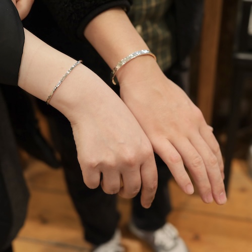 シルバーペアバングル251220