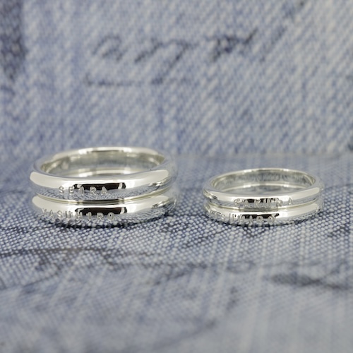 シルバー甲丸リング重ね付け260317