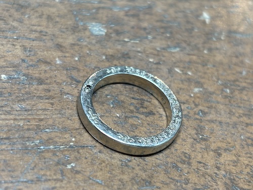 ビルウォールレザー結婚指輪カスタム前260926